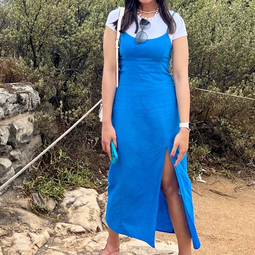 Linen dress spaghetti with slit